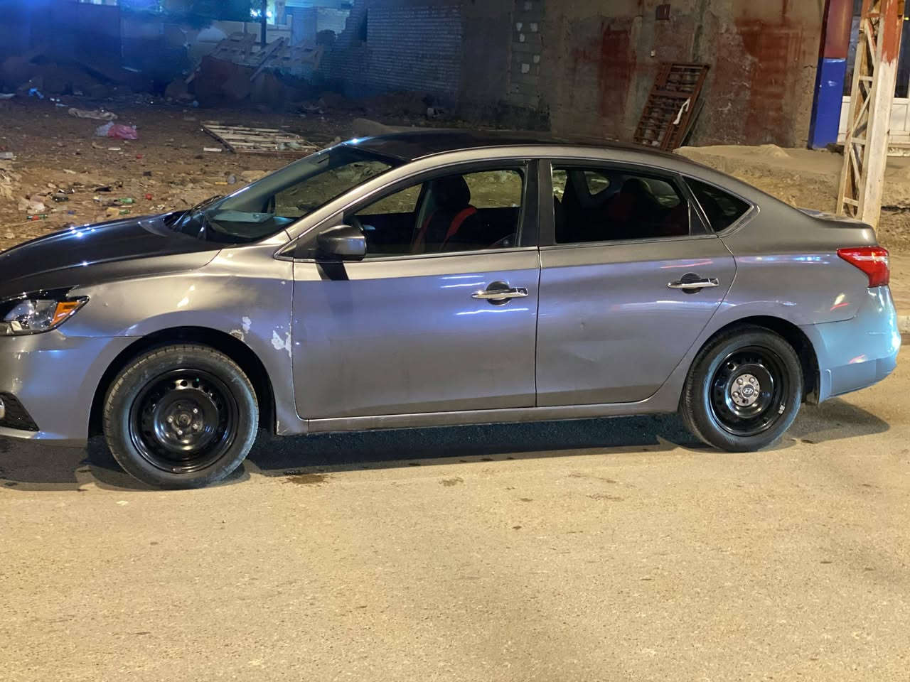 سلام عليكم نيسان سنترا موديل ١٦ وارد أمريكي حادثها جاملغين امامي وبنيد ومبدلات نفس اللون السياره حلوه وكاعده رقم بغداد الجديد السعر ٩٠ وبيها مجال شي بسيط الاتصال ***********
