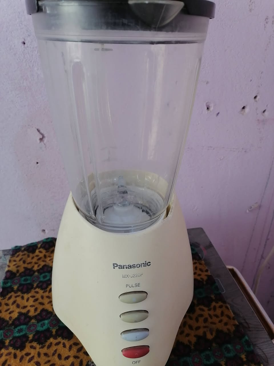 السلام عليكم
خلاطات عصير
نضيفات شرط الشغل
خلاط ماركة باناسونيك الأصلي ب٢٥
خلاط ماركة اوروبي ب٢٠
خلاط ماركة ال جي العربي ب ١٥
العنوان الزبير ***********
