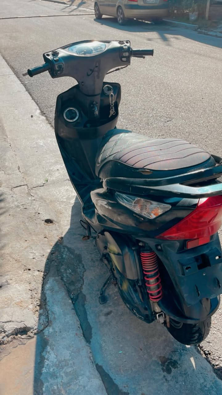 ثعلب البيع مكفوله  محرك ١٤٠ بغداد حي العامل السعر ٦٠٠  رقم الهاتف ‭٠٧٧٤ ٤٩٧ ١٤٩٥‬
