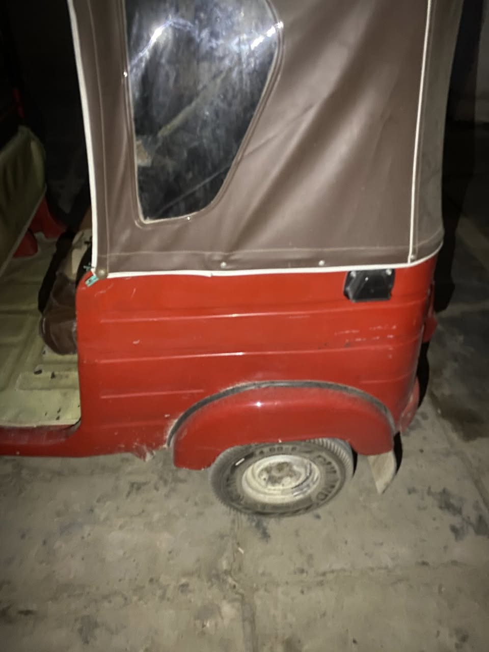 18 للبيع رقم وسنويه تكتك خير من الله مكينه عشرين معمره تعمير حلو مكاني مدينه الصدر السعر 4800 وبيهه مجال  الرقم ***********
