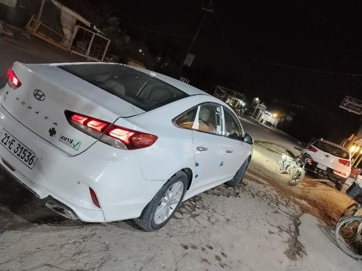 سلام عليكم 
هونداي سوناتا 2019وارد خليجي 
مواصفات عاديه صدر امامي خلفي تخم تاير تخم ويل مكينه كير كله بشرط سياره متصرف عليهة الف جاهزه 
4قطع تبديل بدون دواخل بدون اربارك سياره جديده بدون بارد بدون شخوط رقم سليمانيه انكليزي سنويه 2030 باسمنه تريد تحويل تريد وكاله 
هاتف***********
احمد الجندي 
سعر 145
