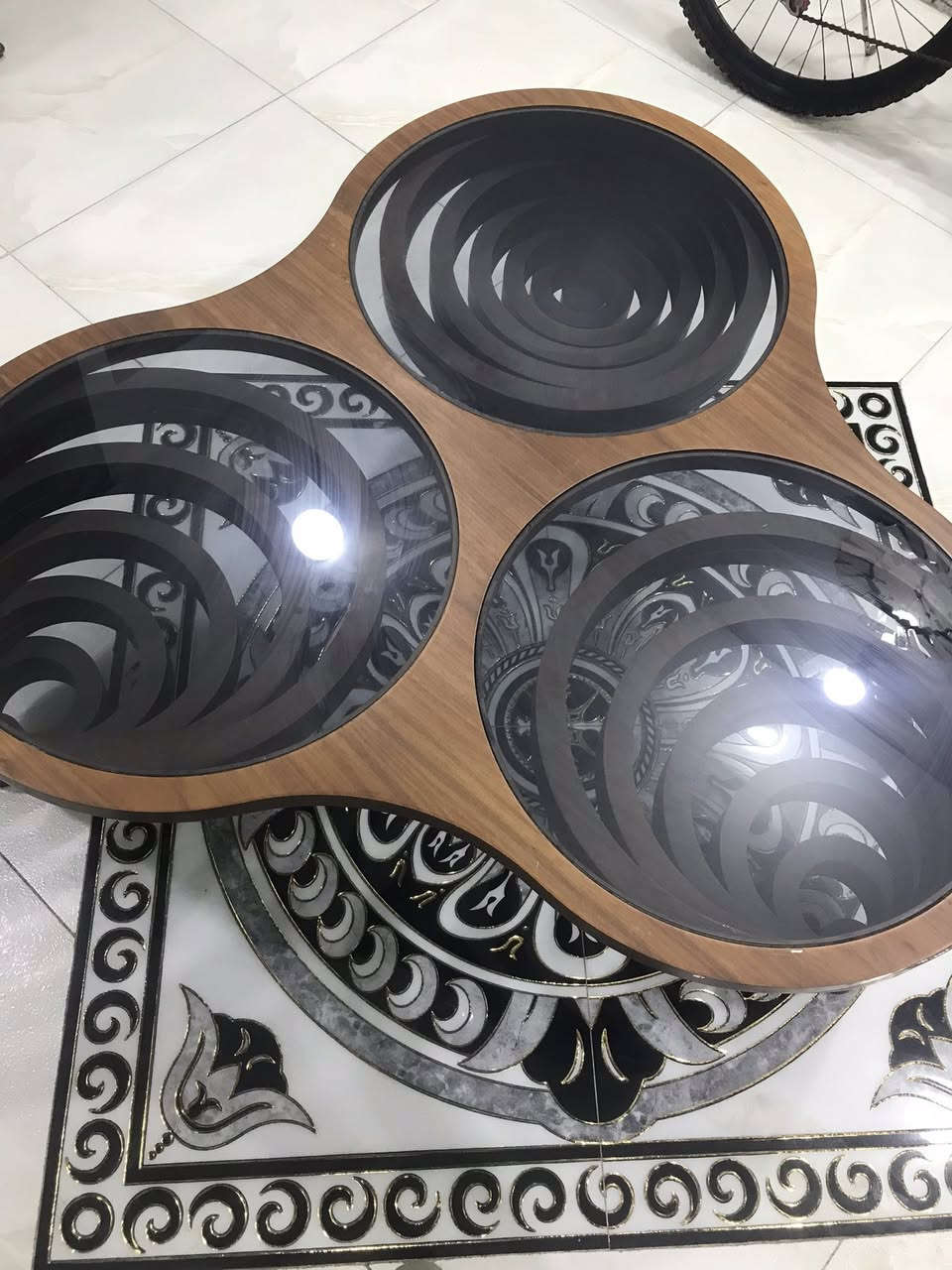 طبله ثلاثية دائريه صاج اصليه سعر ٢٠٠ وبي مجال مكاني شعب قرب سيطره ألشعب واتساب ***********
