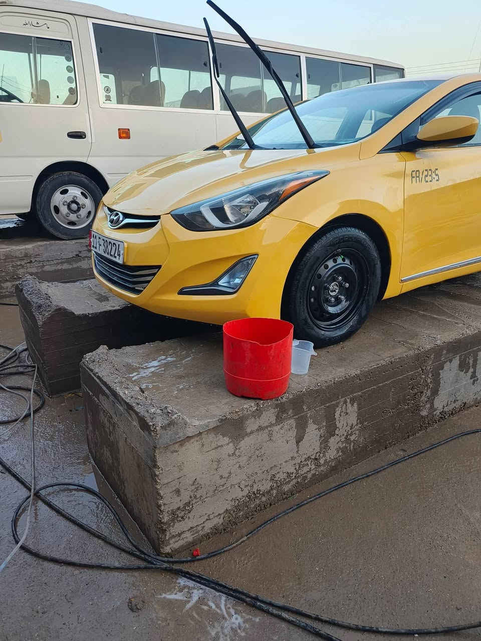 أقره المنشور يلا تتصل رحمه لوالديك

النترا ١٦ امريكي أجره رقم بغداد ماشيه ١٣٥ الف
مكينه ١٨٠٠ دوش  سنويه لل ٢٨ تنتهي 
غرامات ما عليها مصيره 
فقط هيئه شهرين خطها بغداد رمادي

بجم كبس حادث جنطه ومبدله تأخذها للسونار وتفحص 

مكينه كام بيها كازكيت بسبب جوين فلت من راديتر ابيع ع وضعها المكينه مكفوله من تبخير وتنقيص  

مكاني بغداد الأمين *********** 
سعر قفل ٩٧
