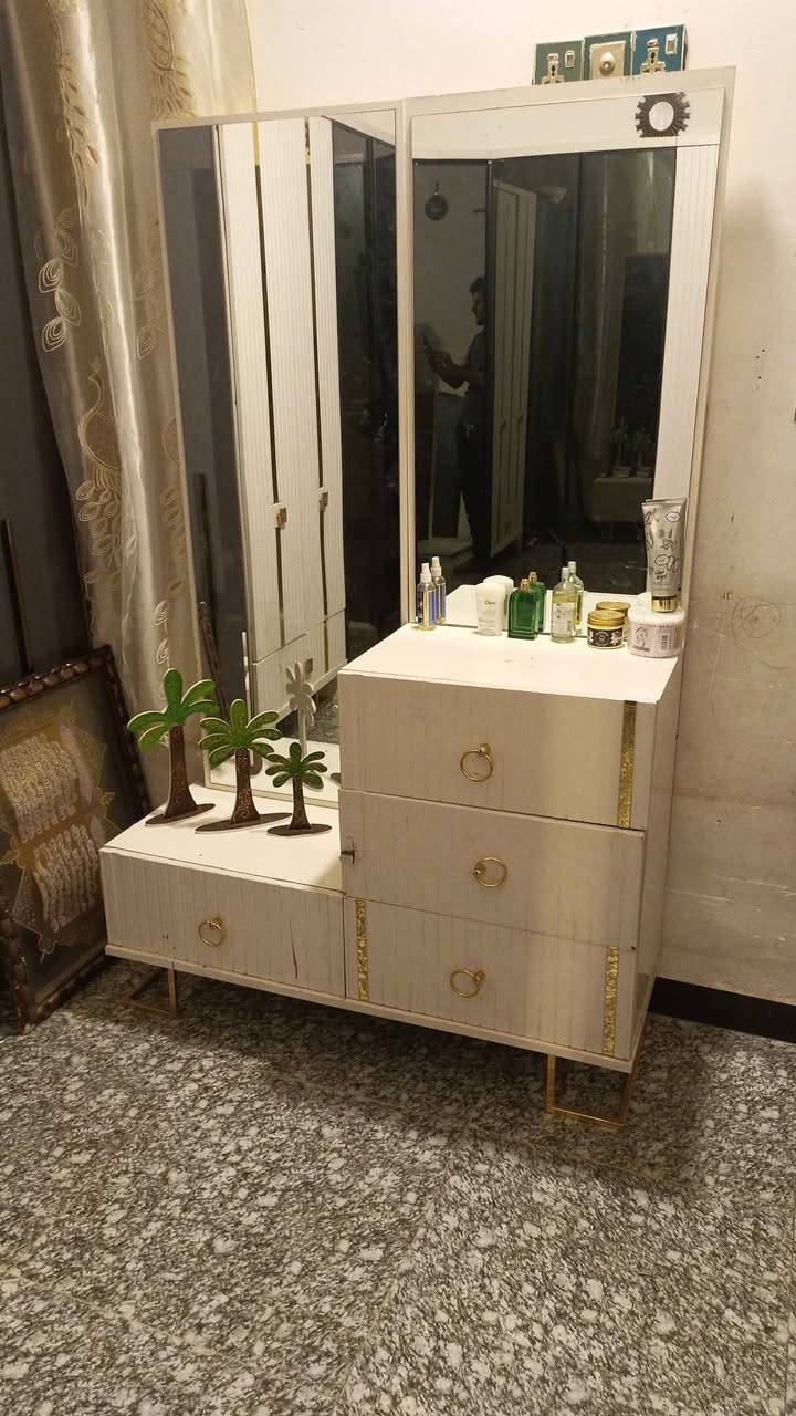 غرفة نوم تركية 7قطع زاوية الكنتور بغداد. حي الجهاد *********** بغداد, العراق
