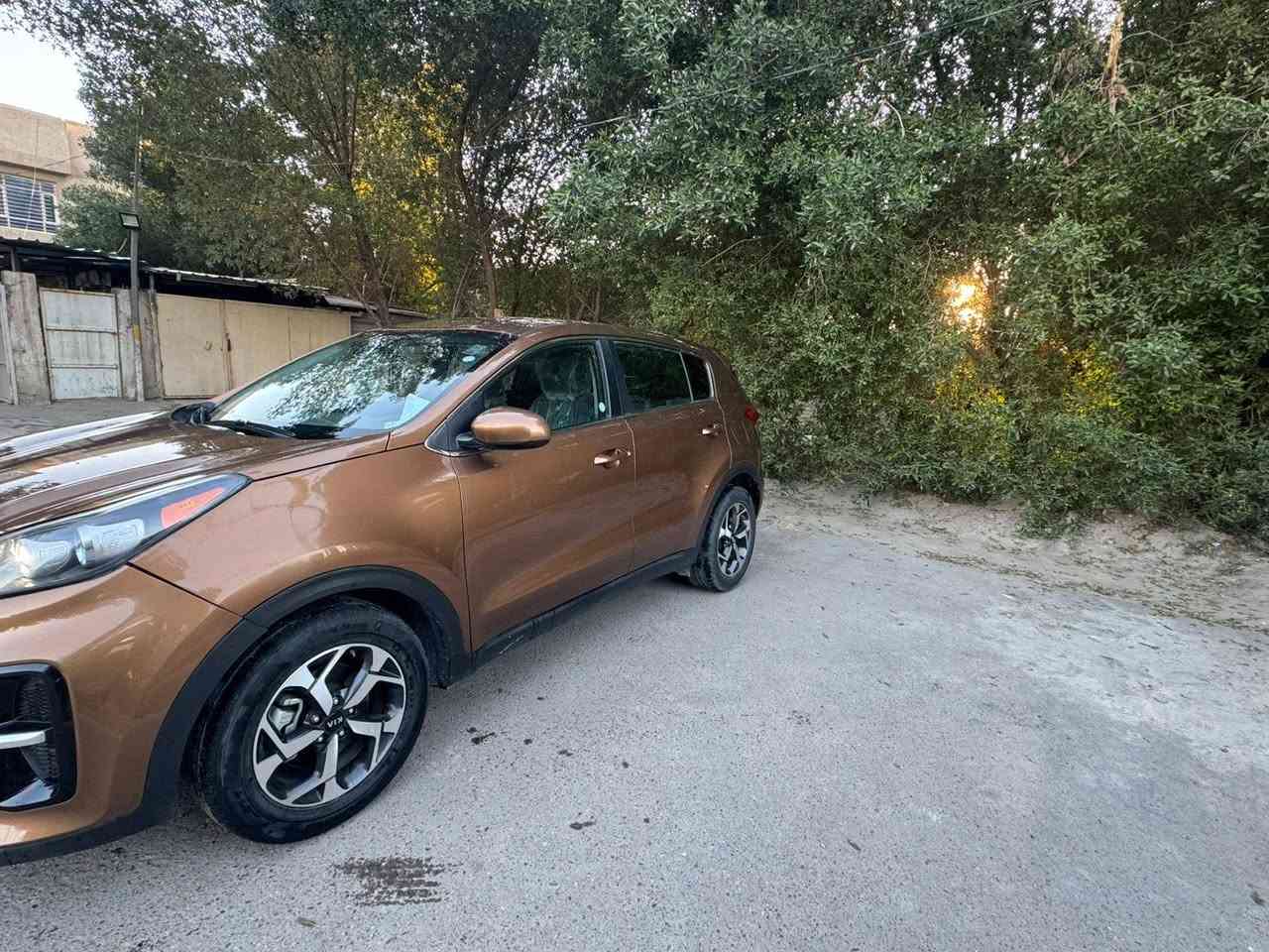 السلام عليكم
للبيع سبورتج  2021 وارد امريكي حادث جاملغ نفسه راجع سياره بعدها جديده رقم سليمانيه تحويل بشرط  تبريد تدفئه حداديه كله بشرط السعر 178 وبيها مجال بسيط العنوان حي الجامعه ***********
