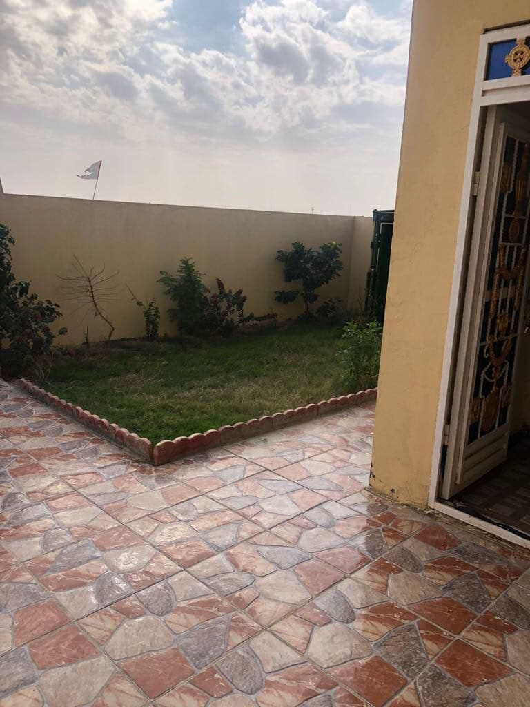 📌فرصة استثمارية داخل المحافظة
🏠 وحده سكنية ركن طابو للبيع 
 🛋️ مؤثثة وجاهزه للسكن ماء وكهرباء.
📍 الموقع: مجمع مدينة الرضا السكني
خلف جامعة ذي قار قبل المجمع اللبناني.
🌳 حديقة جانبيه وحديقه امام البيت.
📐 مساحة البيت : 200 م²
📐 مساحة البناء : 145 م²
 🌳الحديقه الجانبيه خارج البيت: 180 م²
🏠 طابق واحد غرفتين،صالة،مطبخ،استقبال، صحيات,حديقه داخليه,كراج سياره. 
السعر : 135 مليون مع الاثاث.
📞 للإستفسار واتسـاب :
***********
