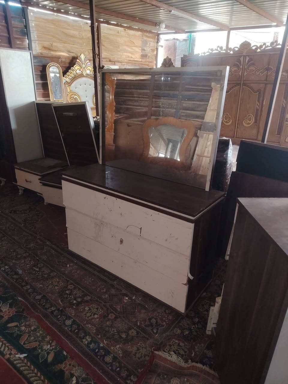 غرفه تركي كامله سعرها 130   كلشي مابيها


**إذا كنت صاحب هذا الإعلان وتريد حذفه لأي سبب، رجاءا أرسل رسالة إلى الدعم الفني**