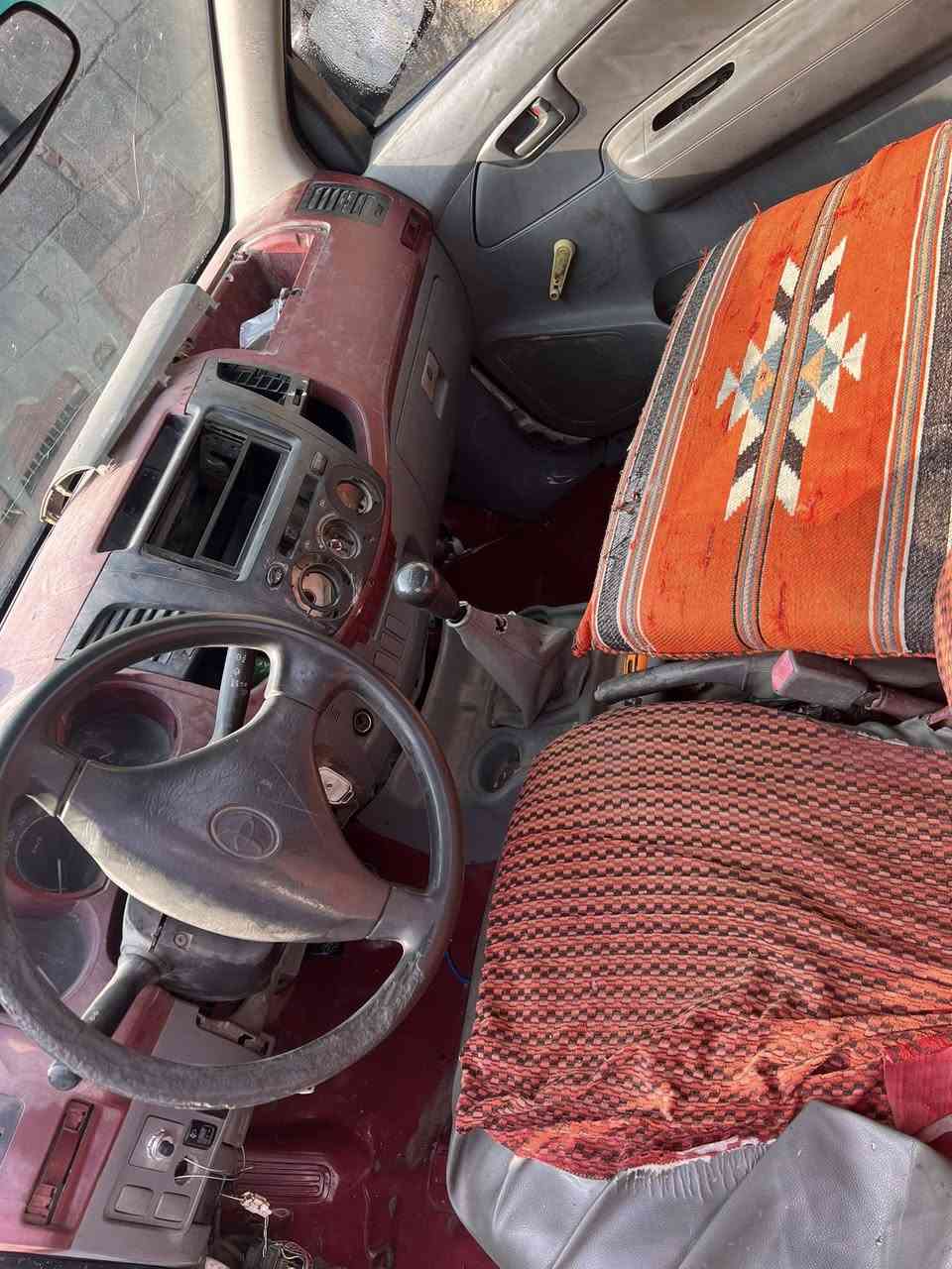 السلام عليك  سياره مال مزاد البيع سياره فلاونزه 2006سياره ارقامه على دوله سيارة مثل ما بصوره ريده با 70ورقه وبيه مجال الشراي  يتصل اهنا وخادم مكاني البصرة ***********
