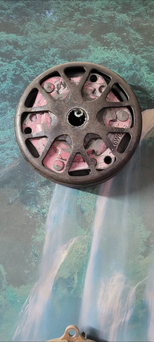 كلجات سكنس ثعلب gtr لد شمعه جبلي 
مكاني بغداد شعله اكو توصيل 
***********
كلمن وسعره
