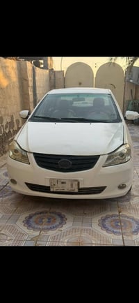 بي واي دي • ٢٠١٥ • رقم بصرة