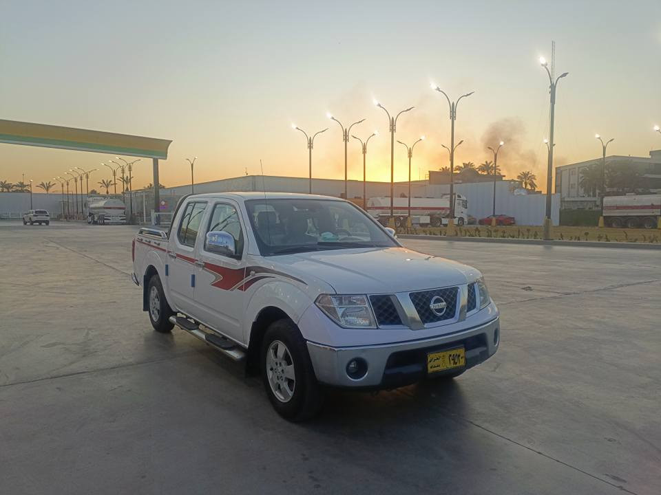 السلام عليكم نيفارة٢٠١٠
محرك جديد ممفتوح كيراوتو
سيارة جديدة كل نقص مبيها
بيهاصبغ قطعتين 
الشراي يتصل***********
السعر١٠٠قفل قفل بيع اومراوس مكانهابغداد بغداد, العراق
