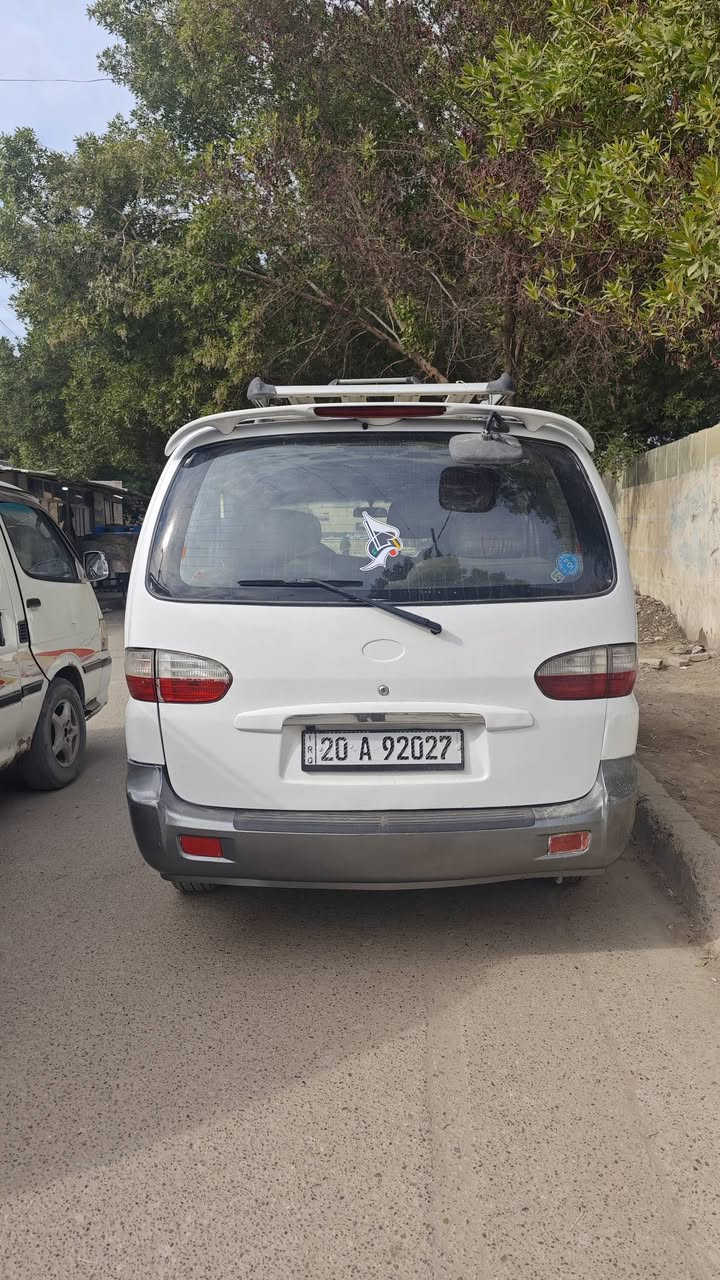 سلام عليكم عندي ستاركس موديل2007 خصوصي مصبوغة قرار مابيهة معجون سيارة 4دسك سياحي اوتماتيك غرفتها كلش حلوة وبلادية ارضية وكشنات تخم تاير خط ابيض سيارة حلوة وكاعدة رقم انكليزي هزة جديدة شهر 11 مكاني بغداد غير متواجد على النترنيت بدون مراوس بيع فقط للاستفسار *********** شكراً لادارة الكروب
