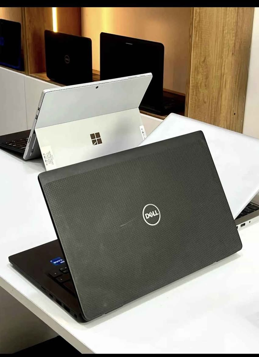 Dell Latitude 7320 (11th Gen)

للباحثين عن الاستقرار والسرعة في العمل المكتبي والتصميم

الخفيف.

Processor: Intel Core i5-11th Generation.

Memory: 16GB DDR4 (Multi-tasking).

Storage: 256GB NVMe SSD.

Graphics: Intel Iris Xe 8GB (Shared).

Display: 13.3" Full HD Anti-glare.

Keyboard: Arabic/English Backlit.

سلسلة Latitude المعروفة بالمتانة وطول عمر البطارية. تصميم معدني فخم وخفيف الوزن. يوجد توصيل لجميع المحافظات. النجف, العراق


**إذا كنت صاحب هذا الإعلان وتريد حذفه لأي سبب، رجاءا أرسل رسالة إلى الدعم الفني**