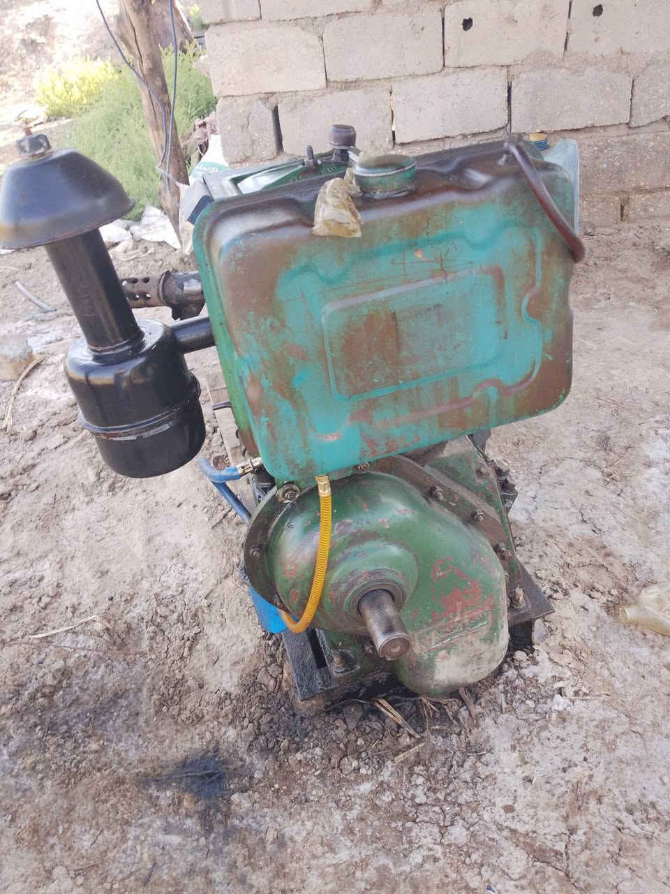 سلام عليكم عندي مولد هندي 10 حصان 7 وتص كيفي للبيع محرك بيه ظعف قليل بدون تنقيص ودرع شويه بيه ظرر ابيع هل الموجودة السعر 350 بيه مجال عنوان بابل الحمزه الغربي رقم ***********
