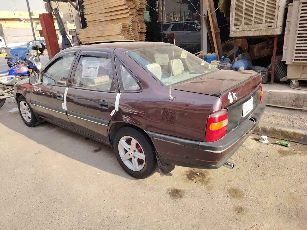 السلام عليكم للبيع اوبل فكتره موديل 1992 اللون باذنجاني السياره معمره جديد محرك 1600 محرك جديد كير جديد كهربائيات كله شغاله الرقم انبار السعر 35وبيها مجال *********** تحويل ثاني يوم
