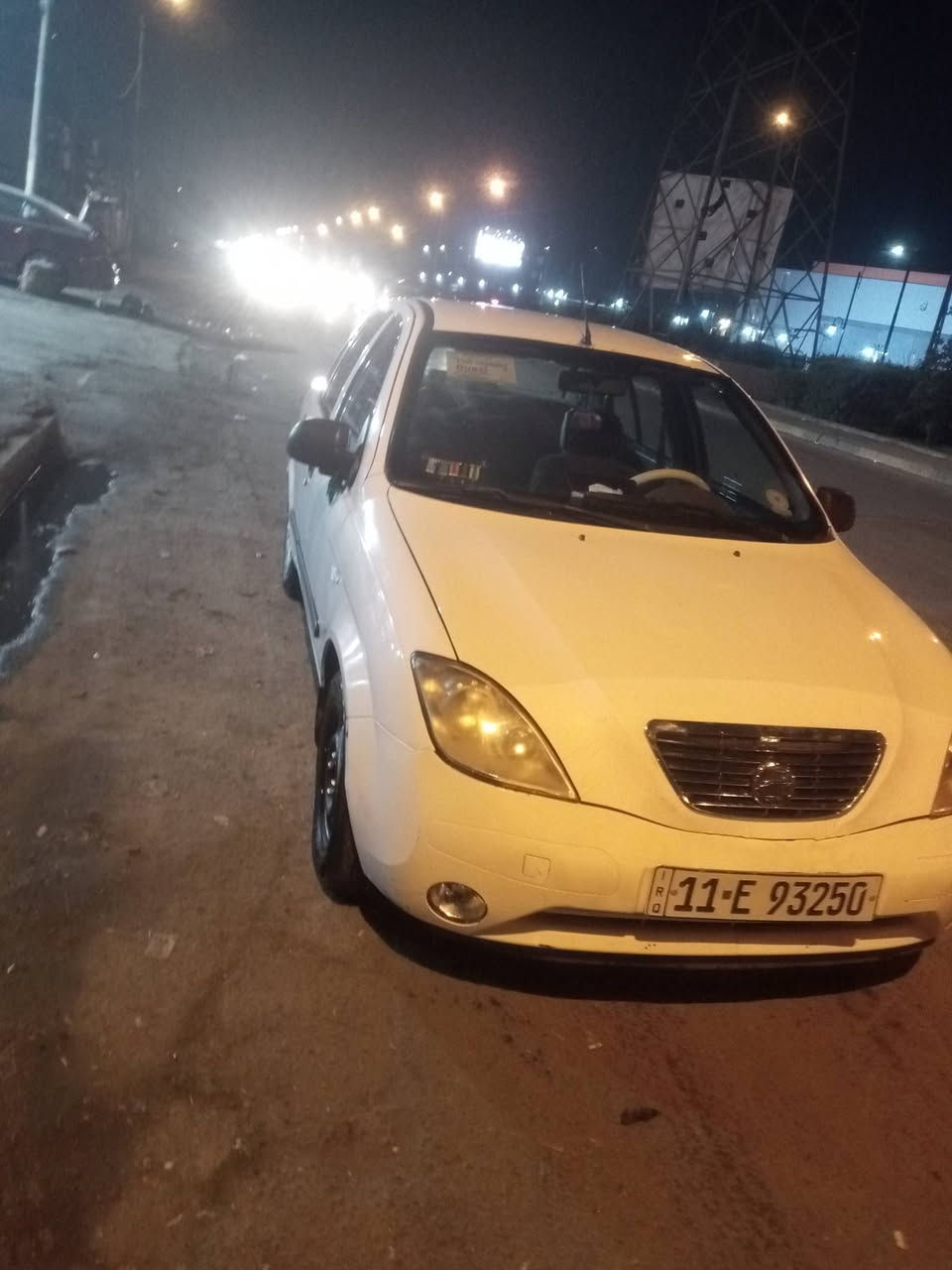 سلام عليكم سيارة طيبه مكفوله كفاله عامه موديل ١٣ سيارة جاهز للخير سعر ٤٧وبيهة مجال قليل  سيارة بسمي تحويل ثاني يوم مو شراي ويعلق سمع حجاي مو حلووو***********
