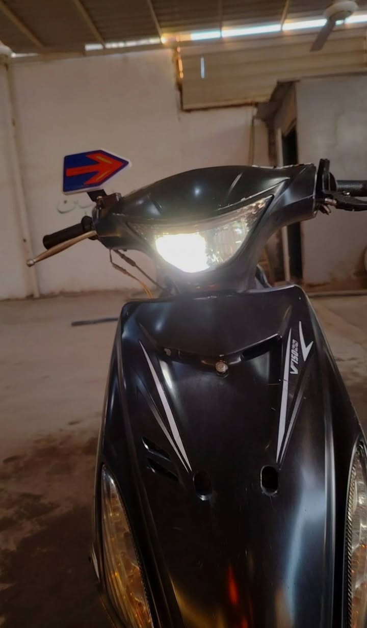 سلام عليكم دراجه للبيع مديل،2021 مبدل بس ولفات اصليه لسعر، 300 وبيها مجال رقمي  ***********
