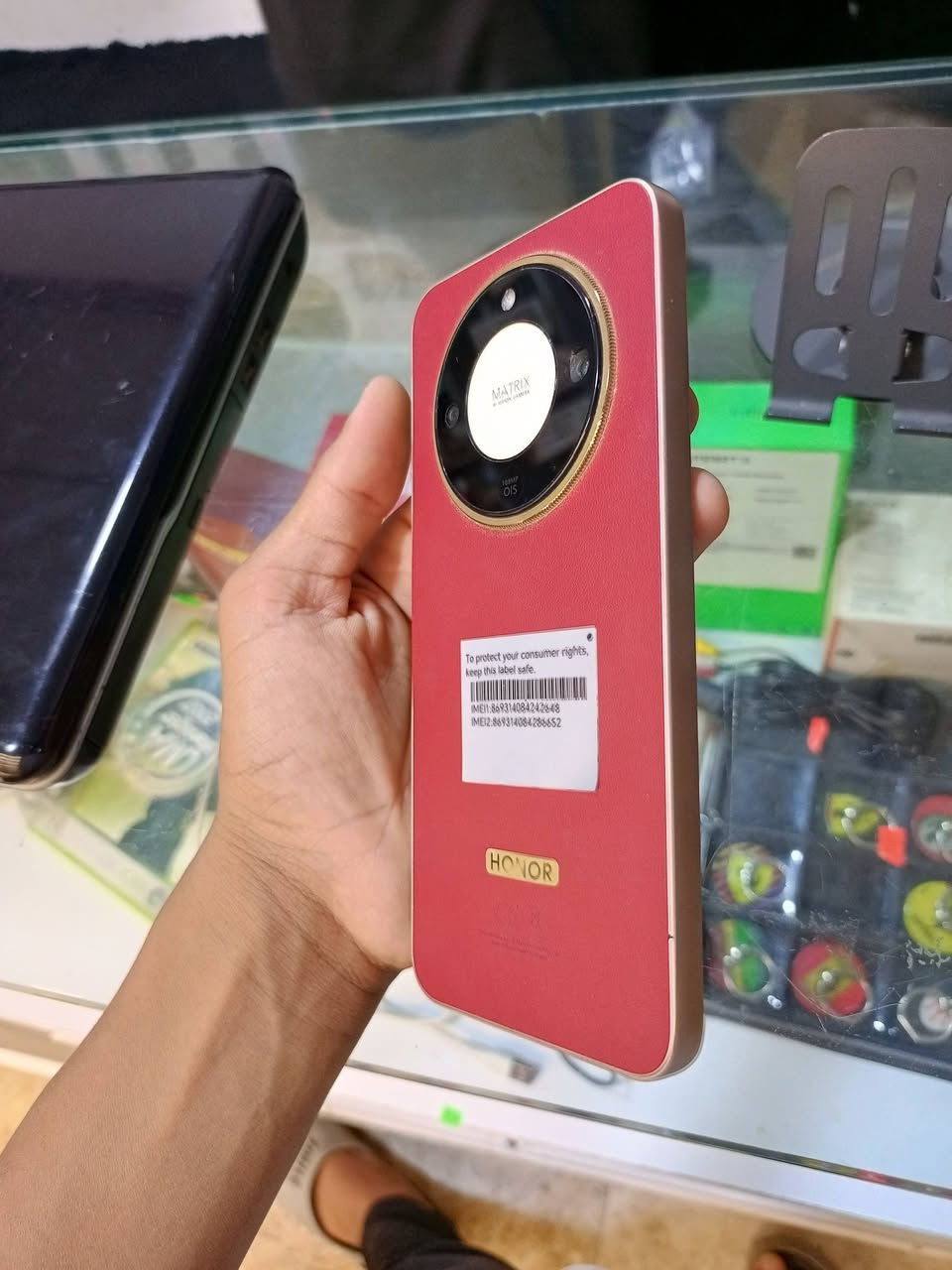 هونر أكس 9d 
ذاكرة الجهاز 256 كيكا

والرام 12+12 عشوائي 

بطاريه 8300 ملي امبير 
المعالج 6 سنابدراكون

عيبه مبدل شاشه بلادي 

السعر 425 
للاتصال:***********
