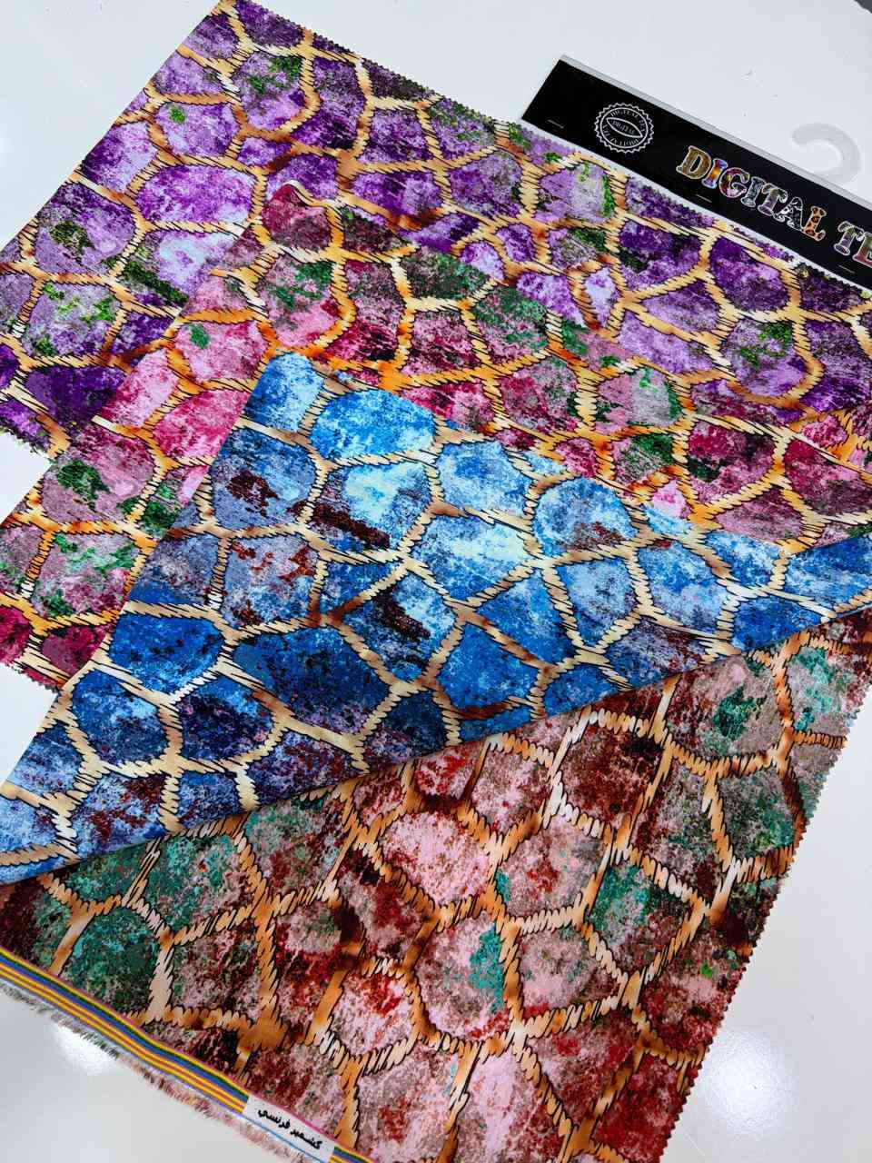 عرض خاص كشمير فرنسي 
سعر القطعه 5000 الاف
توصيل جميع المحافظات ***********
