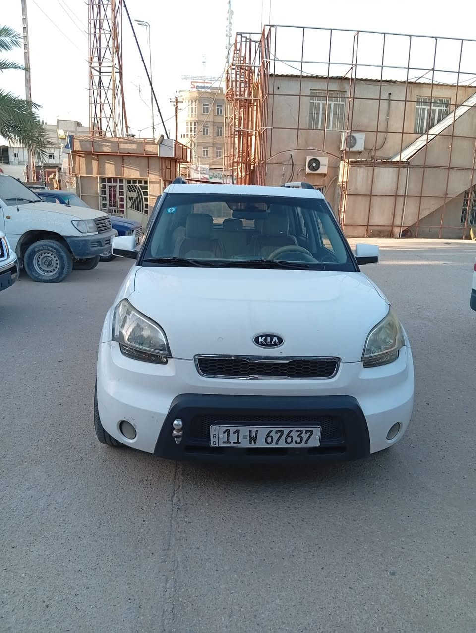 للبيع فقط صول خليجي شركه عامه موديل 2011 بسمي سياره جاهزه بيها بعض ملاحضات مكفوله من حادث السعر 90 مكاني كربلاء ***********
