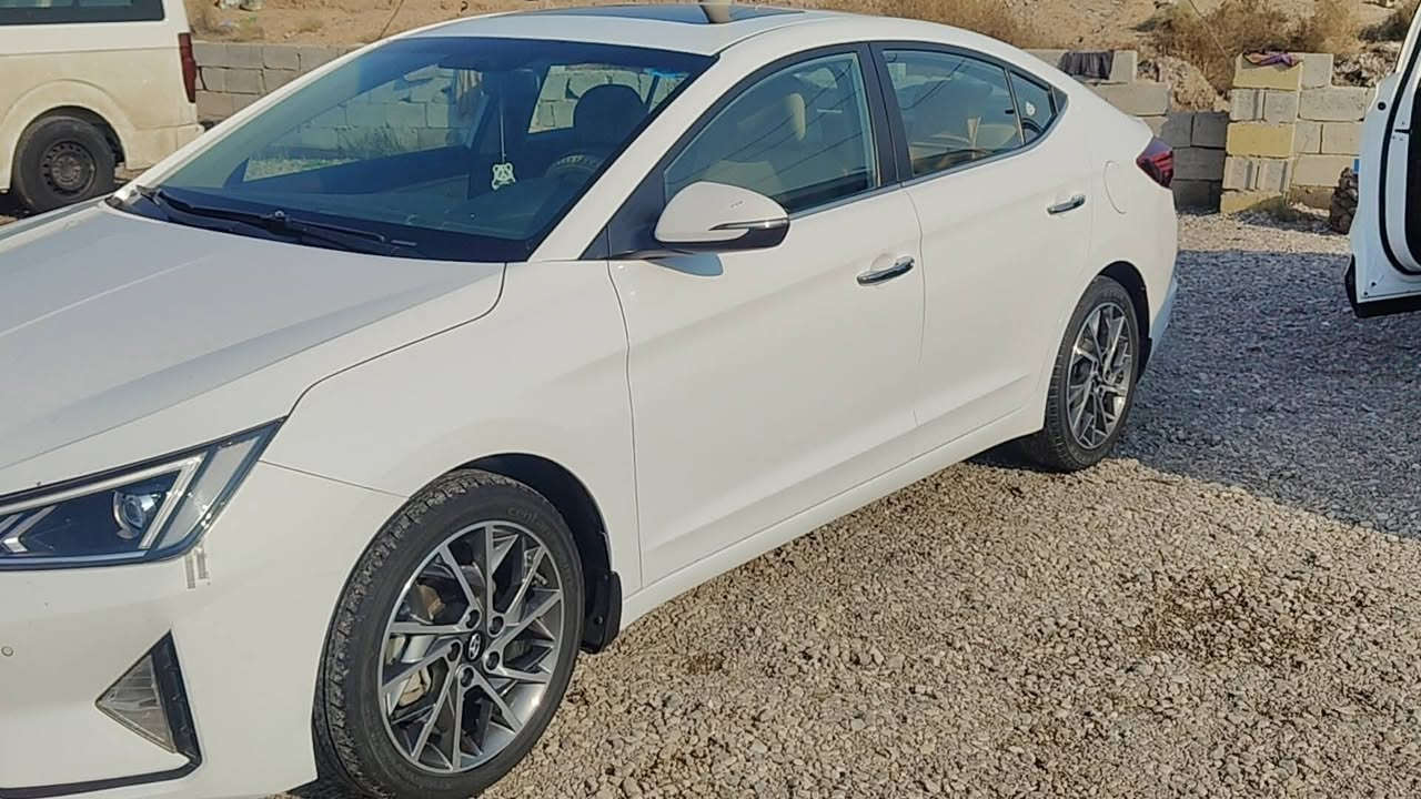 #النترا_ 2020خليجي
فول مواصفات … 
مكينة 2000 دوش 
فتحة سقف سلايد 
تحكم ستيرن 
شاشة أندرويد 
 كاميرا   خلفي 
قطعتين تبريد 
حاكية و بلوتوث 
حساس أمامي
حساس خلفي
لد نهاري أمامي 
ويل كب كروم 
مري جانبية كهرباء + اشاير 
مود درايف ( اقتصادي و رياضي ونورمل )
شاشة اعطال 
مكينه / كير / صدر / دواخل / كله كفاله // رقم بغداد بسمي وتحويل مضمون 
مكاني ديالى الخالص 
السعر 165ورقة وبيها مجال بسيط للطيبين اتصل وتدلل 
*********** 
.
