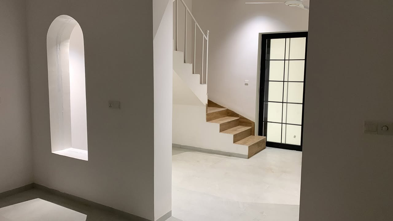 دار للبيع ، طابو عقاري ، مساحة ١٥٠ ، الموقع حي الرضى كريطعة ، التفاصيل : ٣ غرف ، ٢ حمام ، ٣ صحيات ، كلدور ، هول ، استقبال مطبخ …
للاستفسار على الرقم ***********
الحساب مكلف بالنشر فقط وغير متواجد على الفيس
