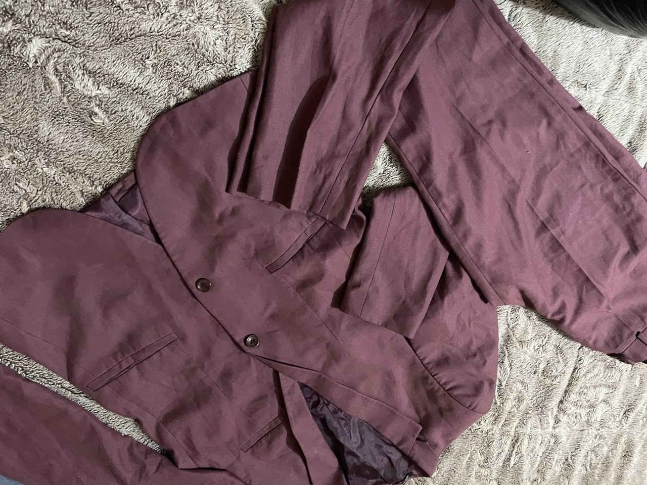 قاط يصير رجالي ويصير نسائي سعره ١٠ مع توصيل يلبس من وزن ٥٥ إلى وزن ٦٥ شي ان


**إذا كنت صاحب هذا الإعلان وتريد حذفه لأي سبب، رجاءا أرسل رسالة إلى الدعم الفني**