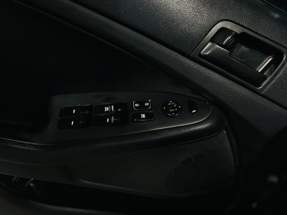 سلام عليكم للبيع اوبتما 2013 اسود وراد كوري خط واحد بس بانزين مكينه 2000 دوش مكفوله كفاله عامه ماعده قماره جارده وعايفيه ع جراده سياره بسمي تريد وكاله تريد مداور مكاني نجف المدينه المائيه السعر 110 وبيه مجال للاستفسار ***********
