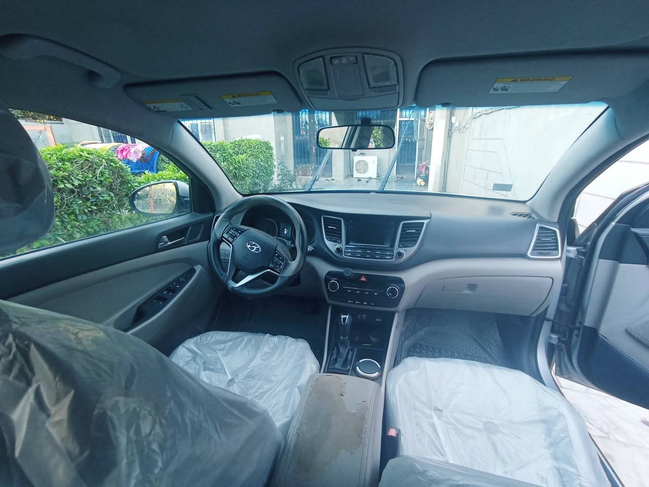 سياره توكسان موديل 16
وارد امريكي 
سياره امريكيه توسان موديل 16 سياره كلين اجت من امريكا بالعراق صار بيها حادث فقط بالبنين البنين تصلح حار السياره حلوه مرتبه نظيفه سعرها 143$ وبيه مجال للشراي
تفاصيل اكثر الاتصال على الرقم *********** @إشارة
