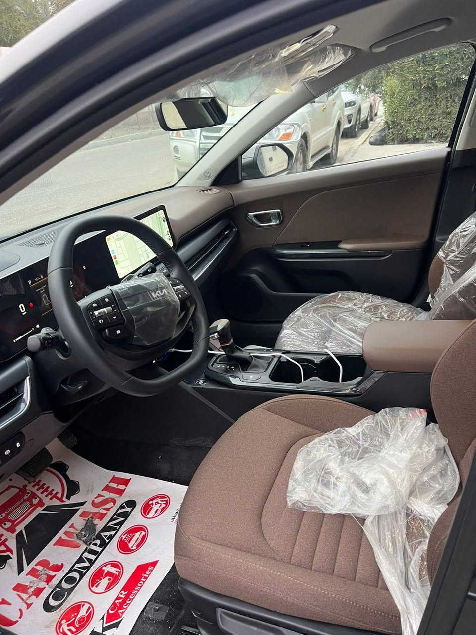 السلام عليكم
للبيع k4 2025 
(خليجي) كفاله عامه من كلشي
ماشيه (ألف) 
فول مواصفات عده البنروما 
مكاني/بغداد
للأتصال/
***********
