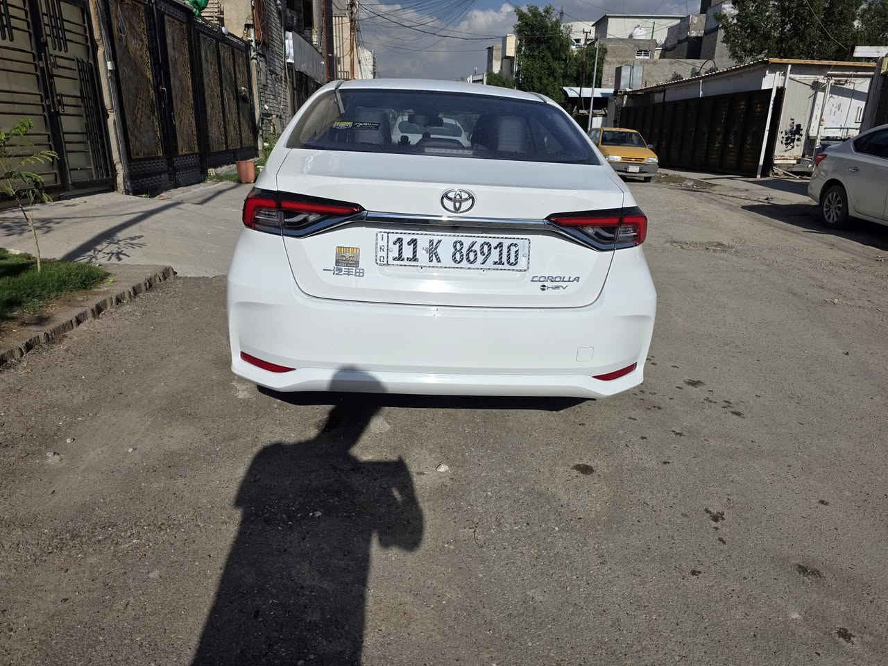 🚗 تويوتا كورولا 2025 هايبرد (Hybrid) - بحالة الزيرو 🚗
​المواصفات المختصرة:
​الموديل: 2025 (وارد صيني - مواصفات خليجي).
​المسافة: 8,000 كم فقط (أخت الزيرو).
​الرقم: بغداد، جاهزة للتحويل.
​أبرز المميزات:
✅ اقتصادية جداً: نظام EV Mode ووضعيات قيادة متعددة.
✅ فول مواصفات: فتحة سقف، كشنات جلد، رادار أمان، تبريد قطعتين.
✅ تكنولوجيا: شاشة كبيرة، أوامر صوتية، تحكمات ستيرن كاملة.
​الحالة: السيارة بوضع الشركة، لا نقص ولا شخط، ريحة الزيرو بعدها بيها.
​💰 السعر: [ 23,500 ]
📍 المكان: بغداد. البلديات
​للتواصل والاستفسار:
📞 [***********]
