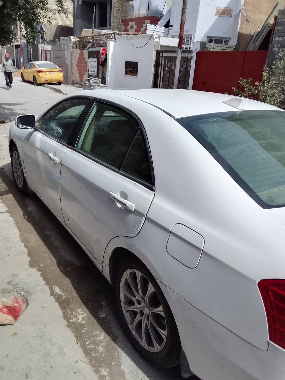 السلام عليكم إم كراند الحجم الجبير
2013 بيه طخه بالجاملغ الخلفي وخياسات بالبيبان تبريد شغال رقم بابل انكليزي بسمي مكاني بغداد الكماليه ‏‪***********‬‏
