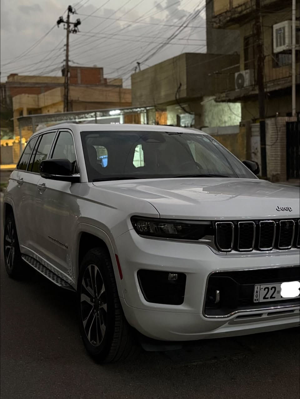 السلام عليكم
للبيع جيب اوفرلاند 2023 خليجي وكالة هارلم
المواصفات 
اوفرلاند
بصمة ابواب 
بصمة تشغيل 
فتحة سقف بانوراما 
3شاشات 
كير ماوس 
چكات امامي وخلفي
حساس امامي
حساس خلفي
4كامرات 
جنطة كهرباء 
كراسي كهرباء 
مري شفط 
تحذير نقطة عمياء
تحذير الخروج عن المسار
توقف ذاتي
كامرة ليلية 
مقاعد امامية خزن ذاكرة
ماشية ٣٠ الف حقيقي
وباقي المواصفات العادية
السيارة وكالة هارلم مكفولة كفالة عامة على وضع الشركة 
رقم اربيل تريد وكالة تحويل ماكو مشكلة ثاني يوم
السعر/43.000$ وبيها مجال 
هـ/***********
العنوان/بغداد/العامرية
