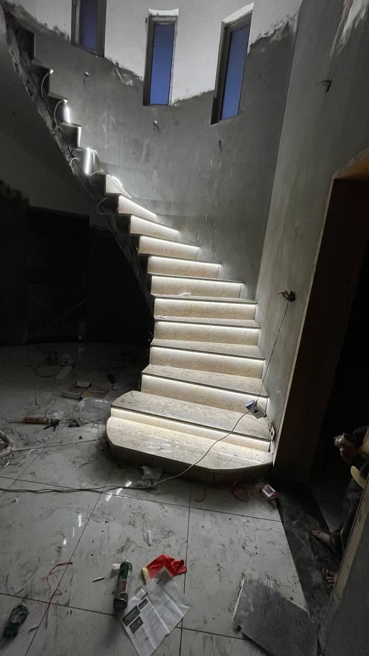 تم بحمد لله عمل درج بيانو. الئ احد اخوه
تأسيس وتنفيذ‬
٠جميع أعمال الكهربائي

مستعدون لعمل
 التأسيسات الكهربائيه بأنواعها 
بوري دفن .
..سيمنز ..
 نشر ..
 نزالات 
.تسليك
 .تشطيب 
..صيانه 
نشر منظومة كامرات مراقبه 
منظومة ستلايت 
ومنظومه ايرث 
للتواصل ‭0782 761 1473
