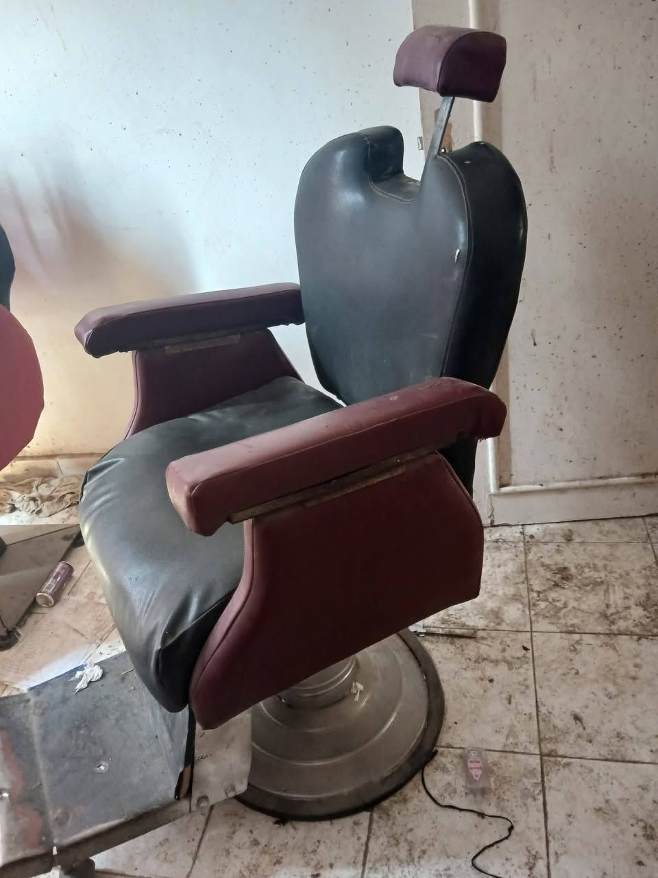 البيع


**إذا كنت صاحب هذا الإعلان وتريد حذفه لأي سبب، رجاءا أرسل رسالة إلى الدعم الفني**