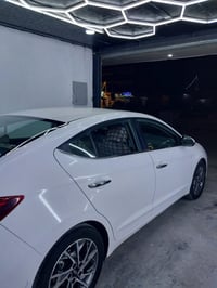 للبيع النتره 20 فول خليجي كفاله عامه ماشبه 57 حقيقي سعر 187 ورقه 07831...