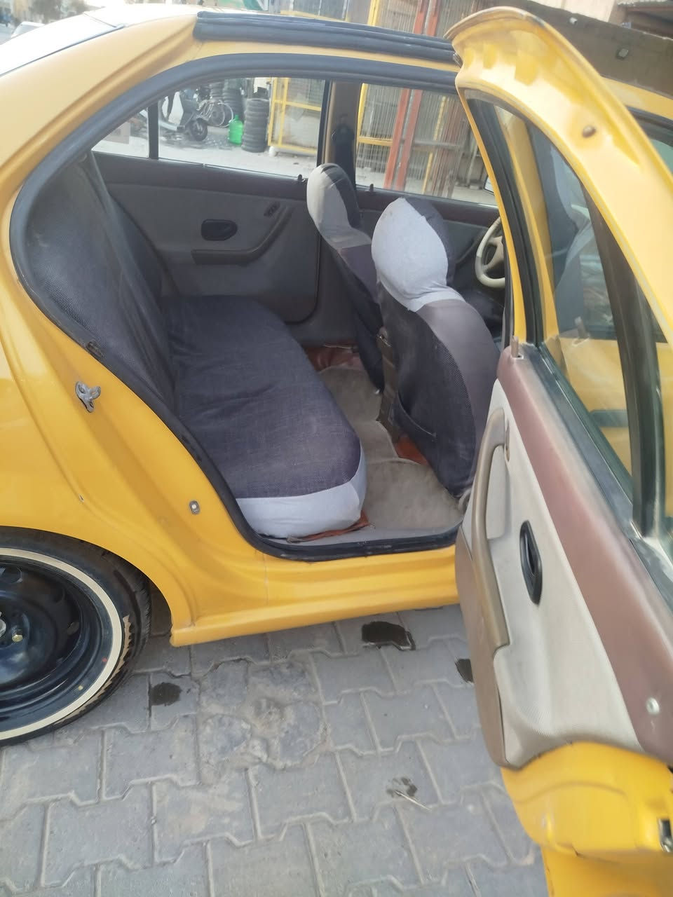 سمند للبيع موديل 12 رقم نجف راعيها بالنجف ويريد مداور سيارة عايزه بس تبريد كير مكينه حداديه تخم تأير سنويته صاقطه صارلها 8 تشر السيارة على بلاد مكفوله من ضربه وصبغ ماعده بس قطعتين امبدله بنيد وجاملغ والباقي كله مكفول مكاني نجف راسلني او اتصل وبيك خير ودلل *********** سعرها 35 وبيه مجال
