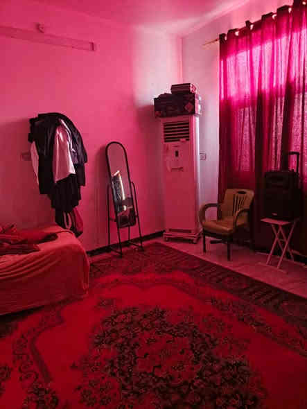 🏡 فرصة ذهبية لشراء دار مميزة في حي القدس 2 – خلف الكراج الجنوبي 🏡
مساحة 200م² – بناء حديث وطابقين بتصميم مرتب وجاهز للسكن مباشرة ✨

🔹 4 غرف نوم
🔹 صالتين + استقبال واسع
🔹 مطبخ مرتب
🔹 مجموعة صحية عدد 2
🔹 طارمة جميلة

الدار نظيف ومحافظ عليه… فرصة ما تتعوض!
حاب تعرف السعر؟ 📌 اكتب (تم) بالتعليقات ورح نتواصل وياك مباشرة 😉

📞 للاستفسار والاتصال: ***********
📱 يتوفر واتساب

#بيت_للبيع #فرصة_ذهببية #حي_القدس2 #عقارات_العراق #بيت_احلامك #بيع_وشراء #عقارات_النجف #عقار_اليوم
