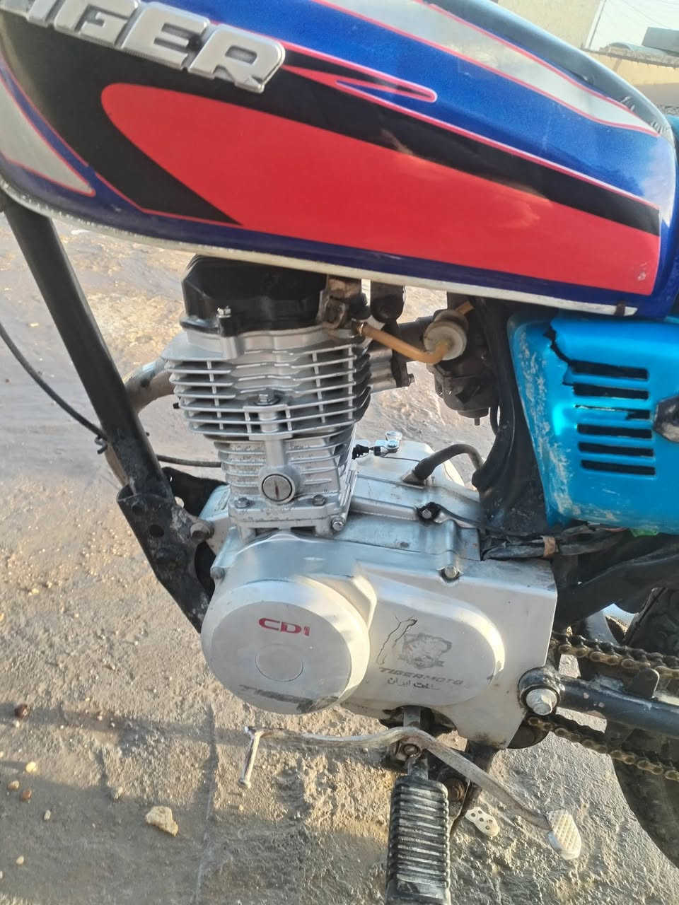 سلام عليكم دراجه تاكر موديل 19 كامله من كلشي وكله جديد تارات كهربايات وياله جديد سعرها 350 وبيه مجال مكاني بابل محاويل ناحيه المام ***********
