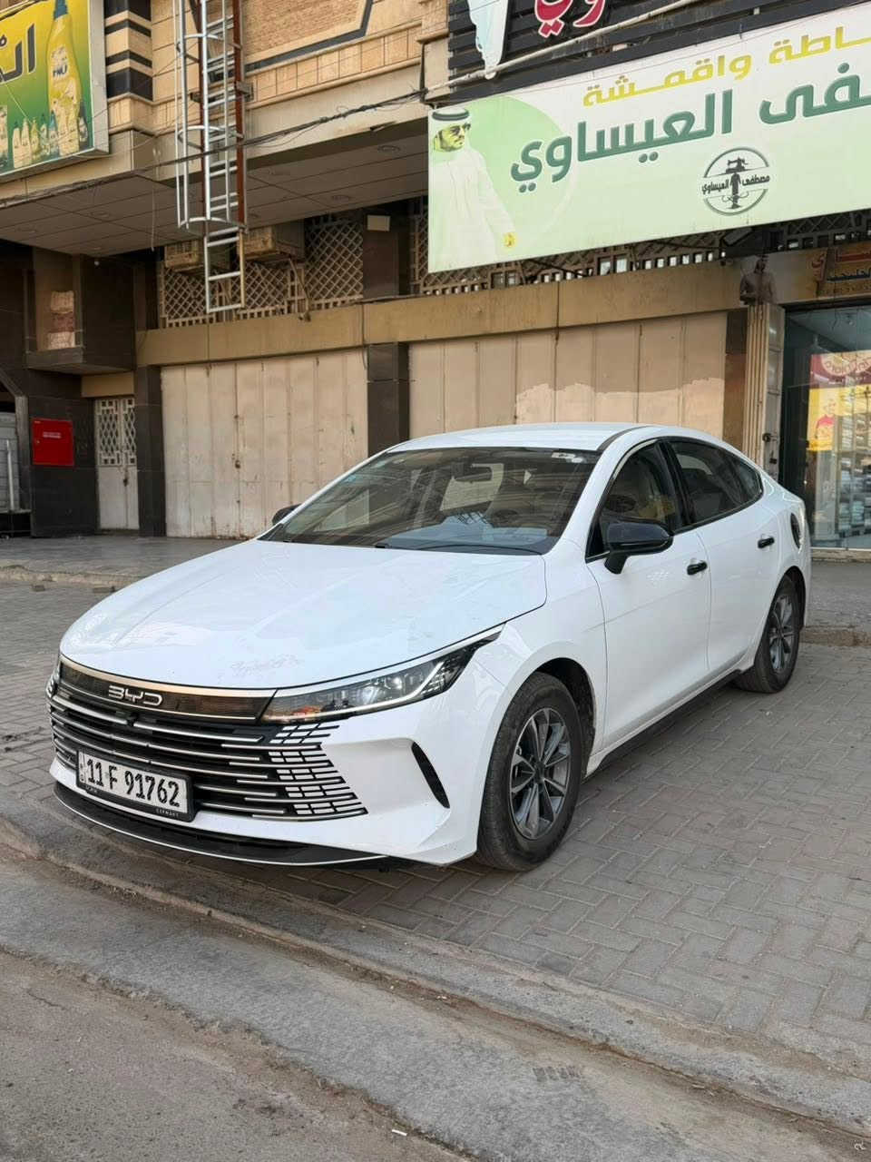 BYD DESTROYER
السلام عليكم للبيعBYD ديستروير 2025  
فول مواصفات عدا الفتحة 
داخل ابيض 
السيارة بحالة ممتازة على وضع الشركة 
ماشية 11الفK الكلي 
سنوية بأسمي رقم بغداد تحويل مباشر
السيارة كفالة عدا ملاحضة خفيفة بالدعامية 
مكان السيارة بغداد
تواصل : ‭***********
