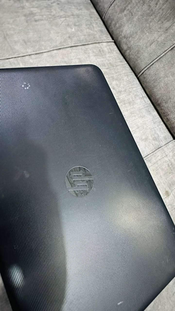 السلام عليكم

لابتوب hp مواصفات راقيه للبيع 

كلشي مذكور بالصور 

Cor 7 الجيل السادس 

Ram 16 G

كارت شاشه داخلي وخارجي مذكور بالصور 

هارد 1 تيرا 

***********

***********

السعر 375 سعر بلاش
