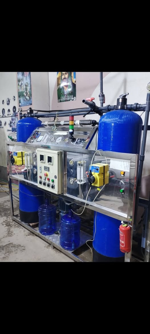 سلام عليكم #متاح محطه سعه 1000 لتر بالساعه نقص منبرين فقط نضيفه بشكل سل ستيل مواطير إيطالي الأصلي مع 3 تانكيات سعه 5000 لتر  مكاني بابل رقم ***********
