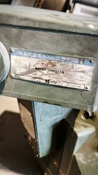 عداد نفط عدد 2مال حاويه للبيع مكاني بغداد 07703297505