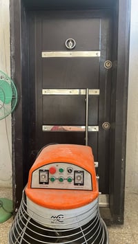 غراض للبيع بغداد لأمين ثانيه صاحبهن07763766567