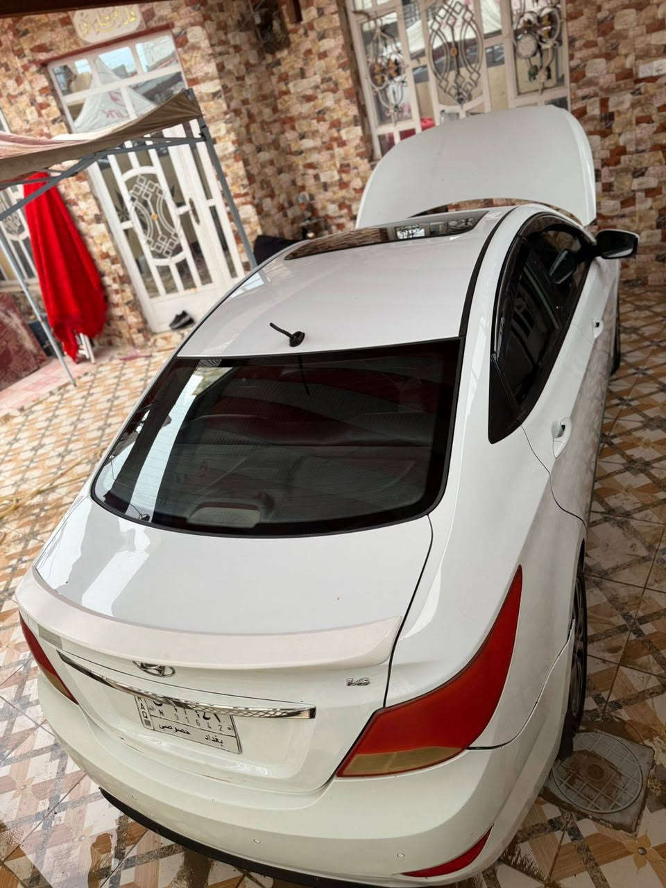 السلام عليكم اكسنت خليجي. مكفوله. فقط بارد قليل بالجاملغين... كير محرك مكفول. بغداد تحويل ثاني يوم. بابل.... السياره. احله من الصور بالواقع... الرقم اتصال او واتساب ***********
