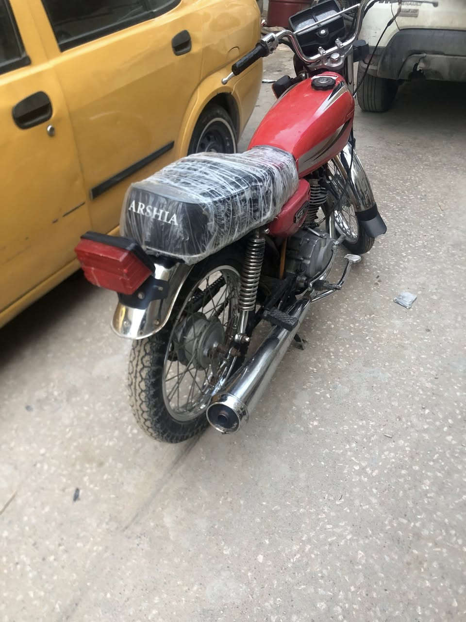 سلام عليك دراجة لبيع كلك شغاله مكينه بيه صوت ترهم مراوس ماكس


**إذا كنت صاحب هذا الإعلان وتريد حذفه لأي سبب، رجاءا أرسل رسالة إلى الدعم الفني**