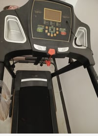 جهاز مشي • نظيف • استعمال قليل