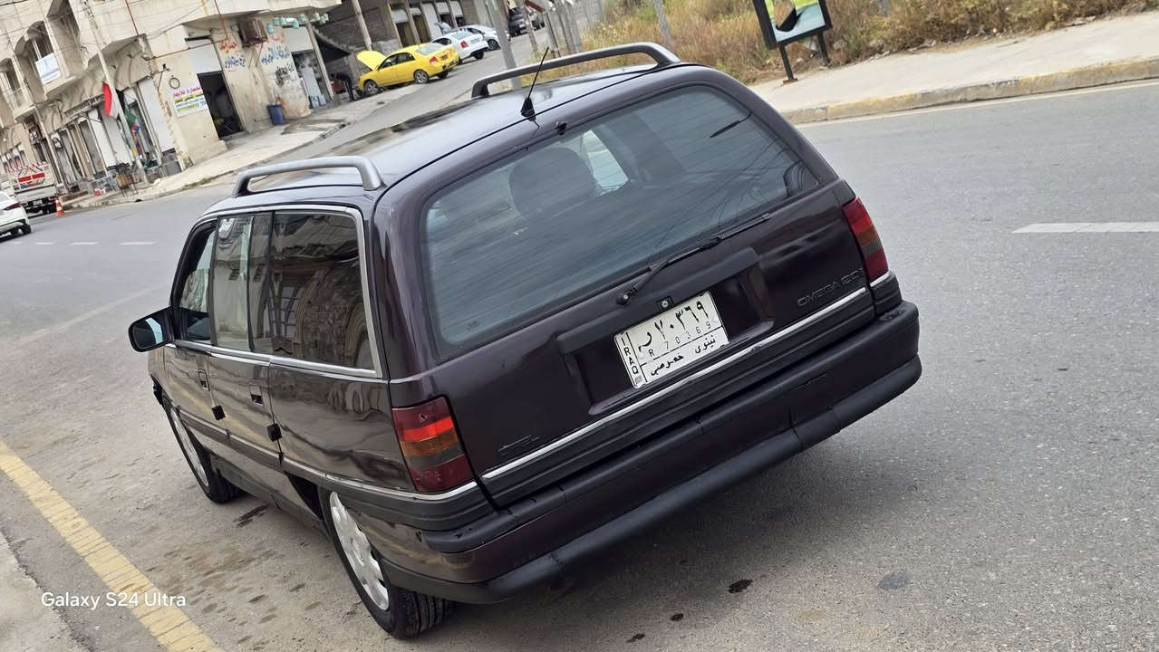 السعر 33 $$
اوميكا موديل 91 حجم 20 كير عادي بدون ضرر صبغ عام جماليه سياره نظيفه وجاهزه رقم نينوى الماني مشروع وطني سنويه جديده شرط التحويل 
للاستفسار  ***********
***********
