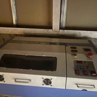 ليزر 40 واط  4في 20 السعر 550 07714956325