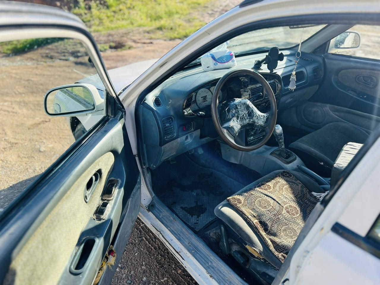 براتون 2002
سيارة جاهزه كير محرك صدر تايرات 
كهربائيات كلها شغاله تبريد تدفئه كلها شرط
السعر 27
‭0780 571 7164
